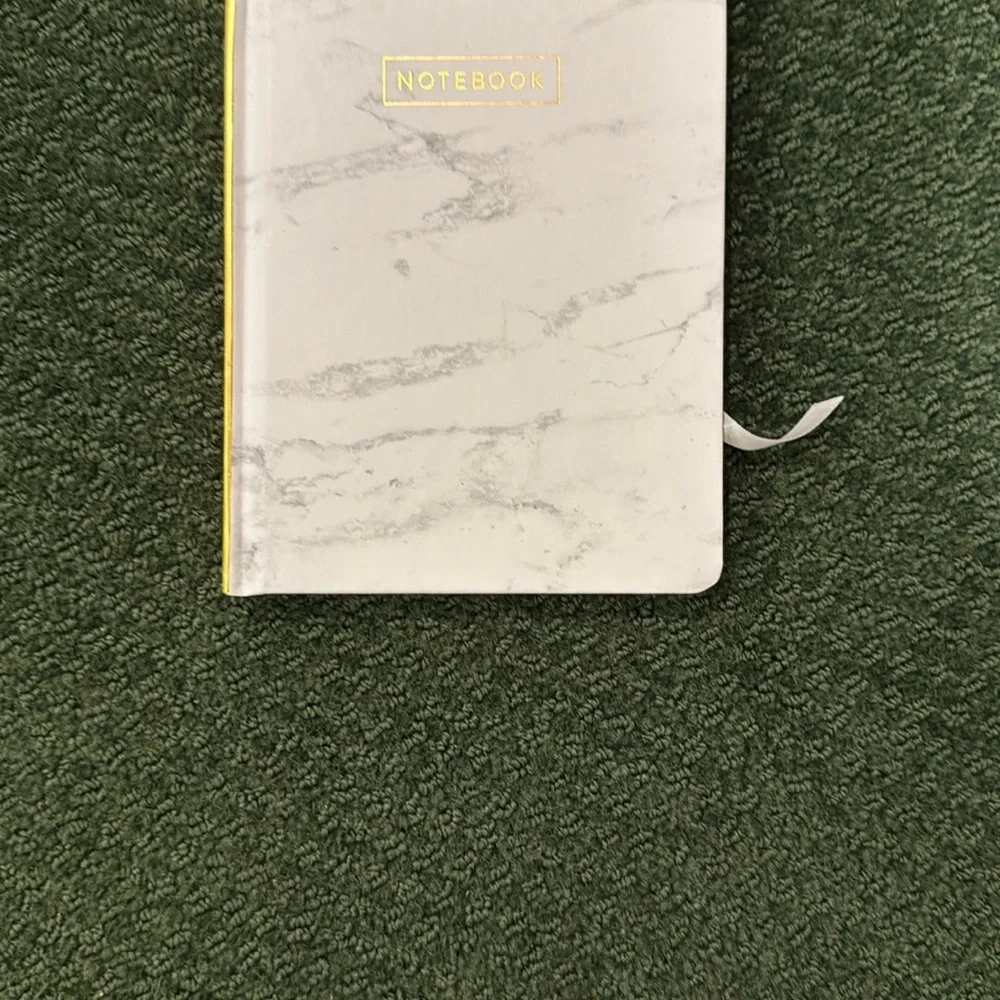 Designworks Ink Lined Journal Marble With Gold and Gold Diamond twist pen